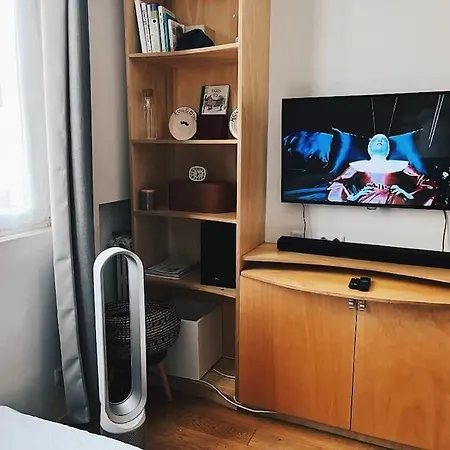 شقة Sunny - Confortable Pres De La Tour Eiffel باريس